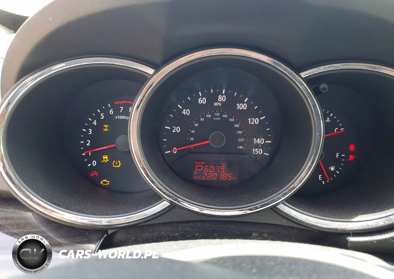 2011 Kia Sorento Lx VIN:5XYKTCA12BG009241 - 9