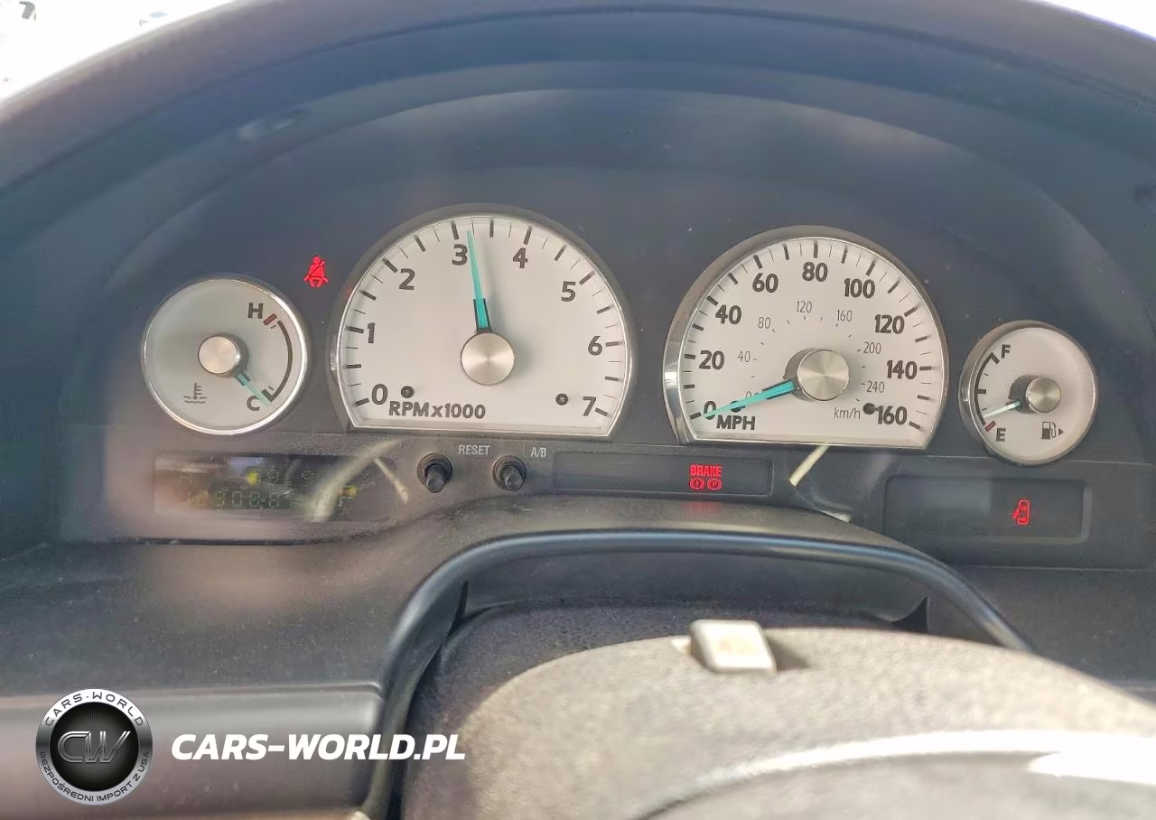 2003 Ford Thunderbird VIN:1FAHP60A73Y112901 - 9