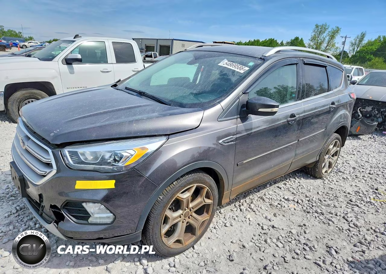 2017 Ford Escape Titanium – zdjęcie 1 z 13