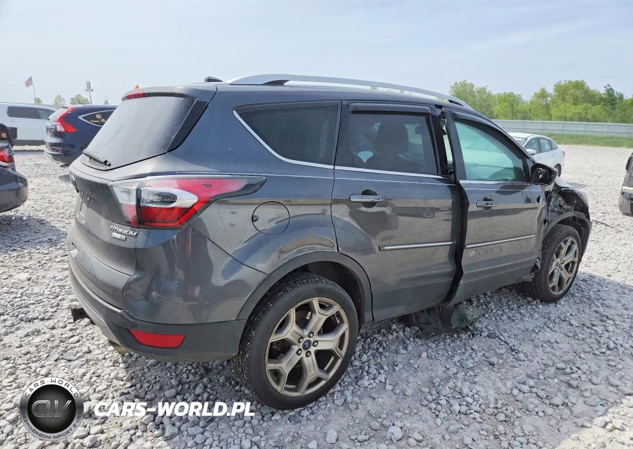 2017 Ford Escape Titanium VIN:1FMCU9J94HUA60768 - 3