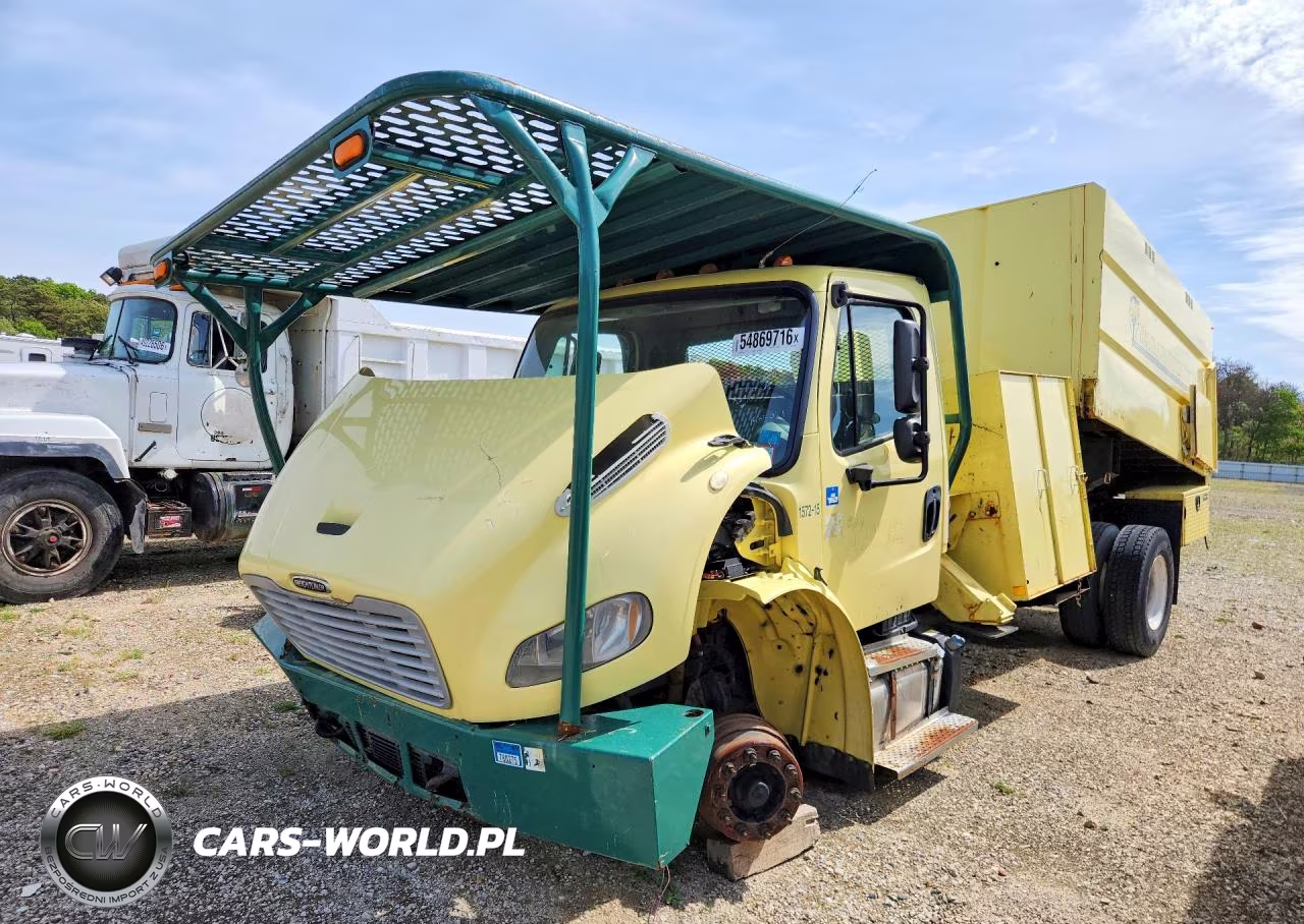 2013 Freightliner M2 106 Medium Duty