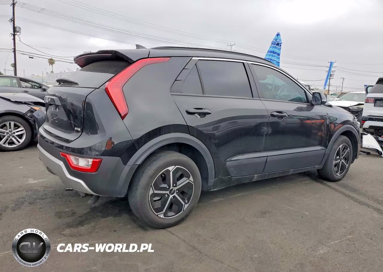 2025 Kia Niro Ex VIN:KNDCR3LE7S5219555 - 3