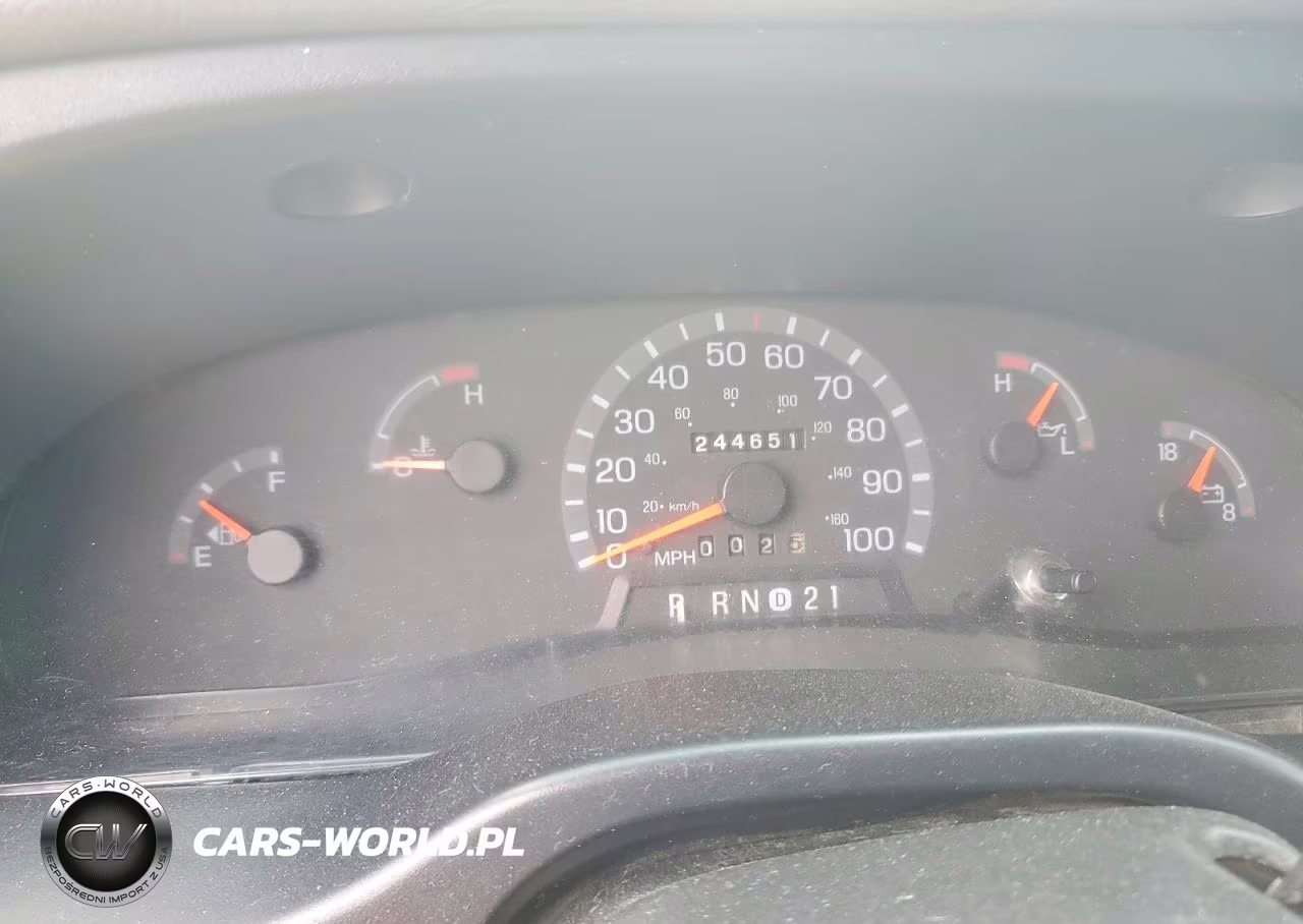 1997 Ford Econoline E350 Super Duty VIN:1FBJS31L9VHA26747 - 9