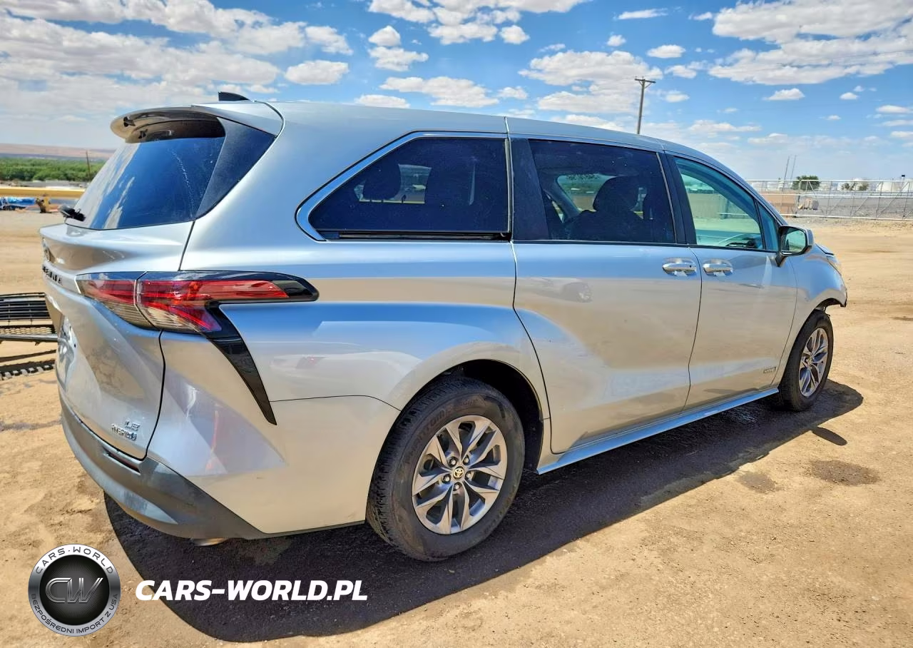 2021 Toyota Sienna Le VIN:5TDKRKEC3MS043554 - 3