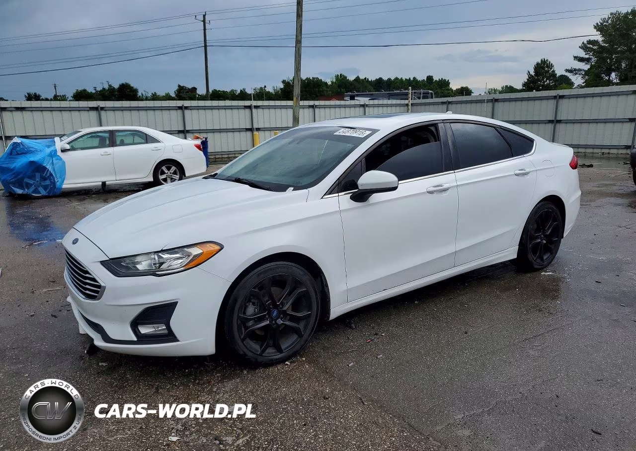 2020 Ford Fusion Se – zdjęcie 1 z 12