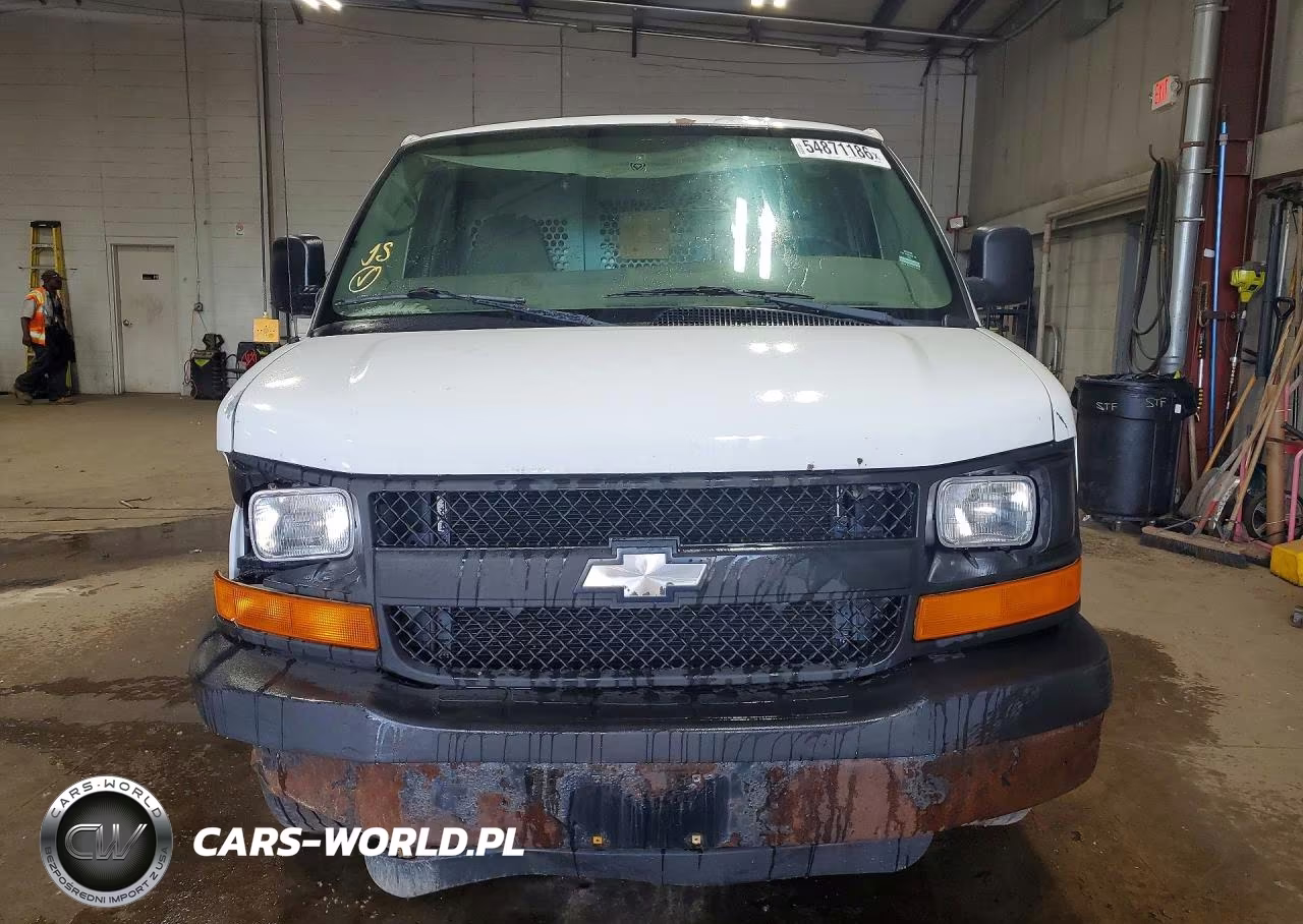 2008 Chevrolet Express G3500 VIN:1GCHG35KX81158314 - 5
