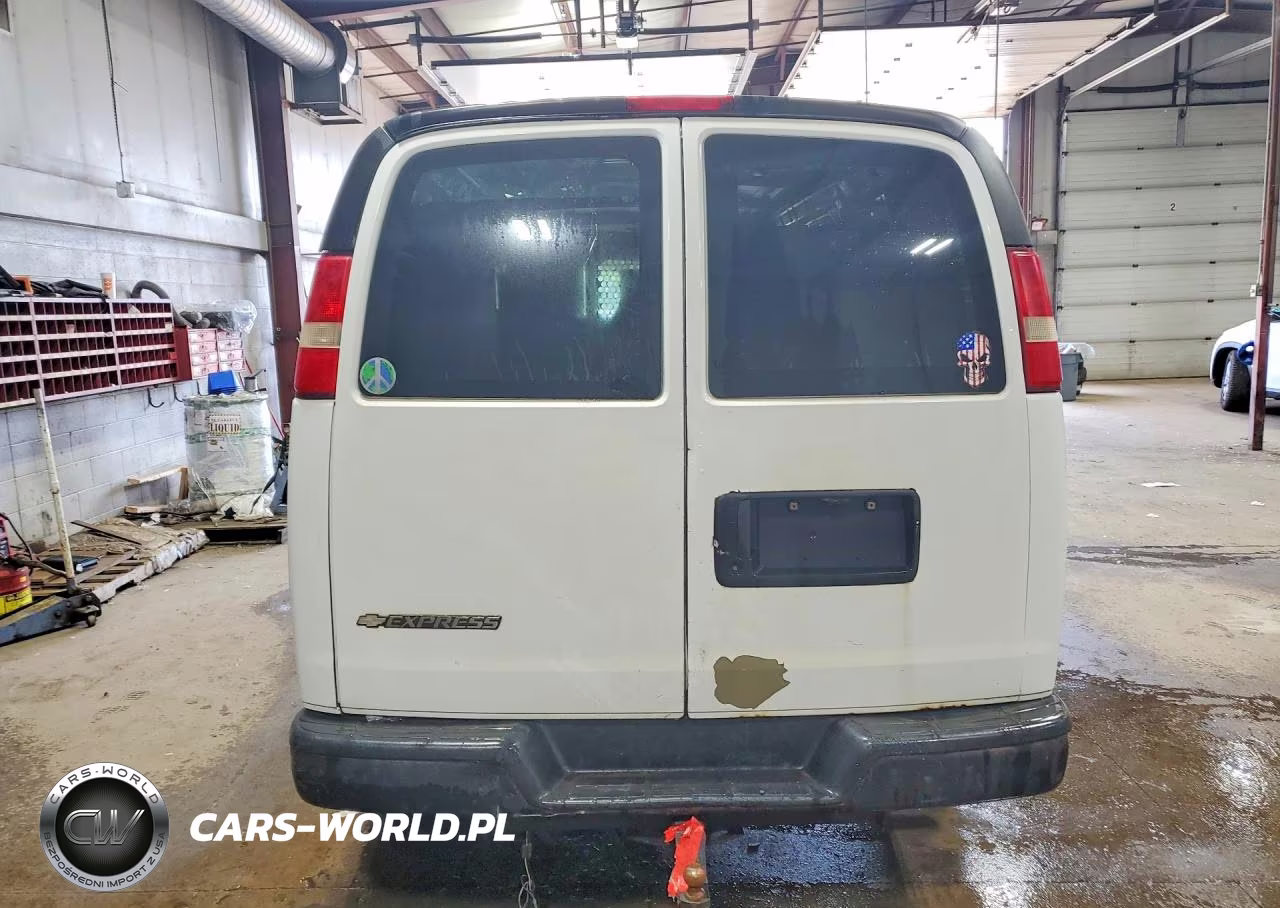 2008 Chevrolet Express G3500 VIN:1GCHG35KX81158314 - 6