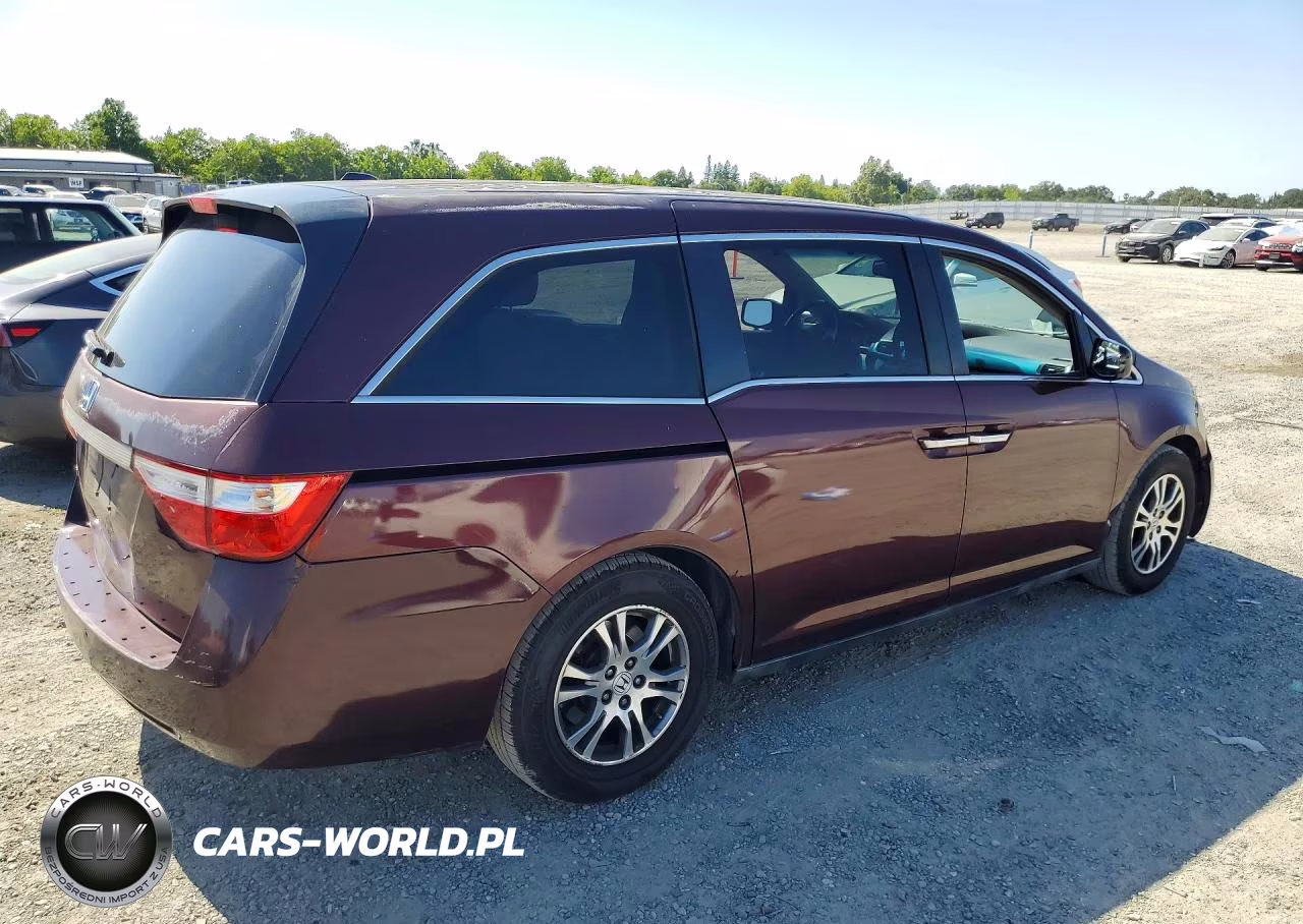 2011 Honda Odyseey VIN:5FNRL5H62BB067840 - 3