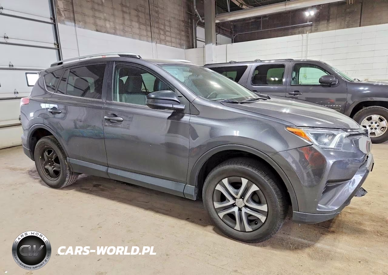 2016 Toyota Rav4 Le VIN:2T3BFREV7GW486019 - 4