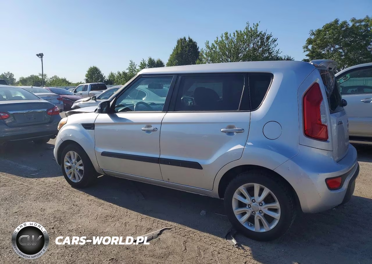 2012 Kia Soul + VIN:KNDJT2A68C7448928 - 2