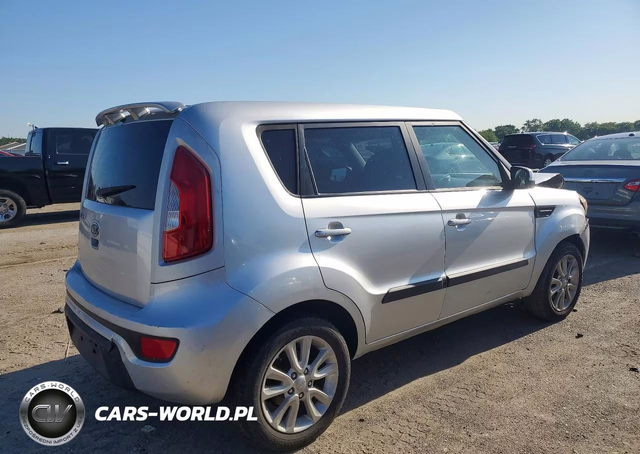 2012 Kia Soul + VIN:KNDJT2A68C7448928 - 3