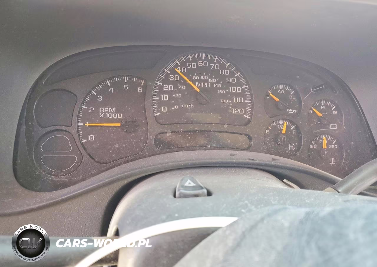 2005 Chevrolet Surburban VIN:3GNEC16Z55G251003 - 9