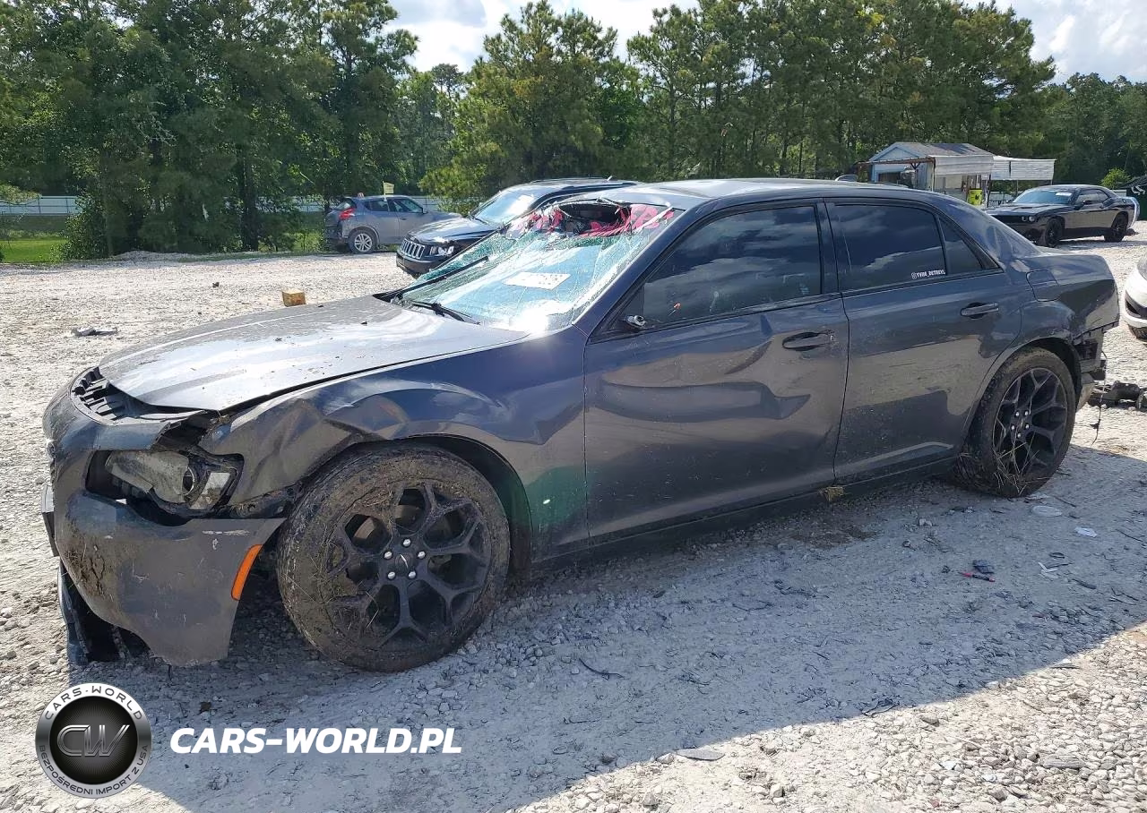 2019 Chrysler 300 S – zdjęcie 1 z 13