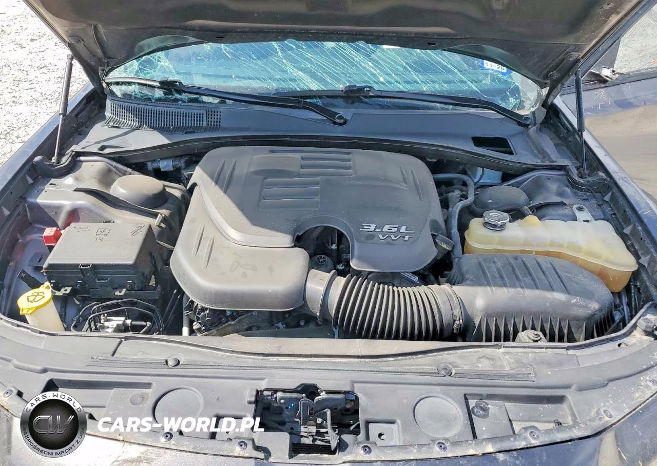 2019 Chrysler 300 S VIN:2C3CCABG2KH686520 - 11