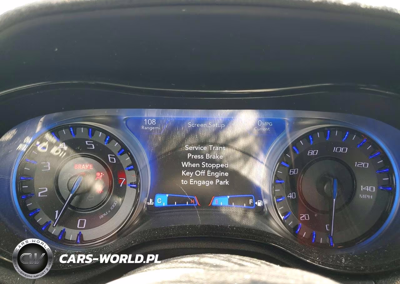 2019 Chrysler 300 S VIN:2C3CCABG2KH686520 - 9