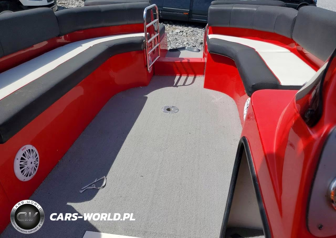 2014 Caravelle Boat VIN:REC22802L314 - 9
