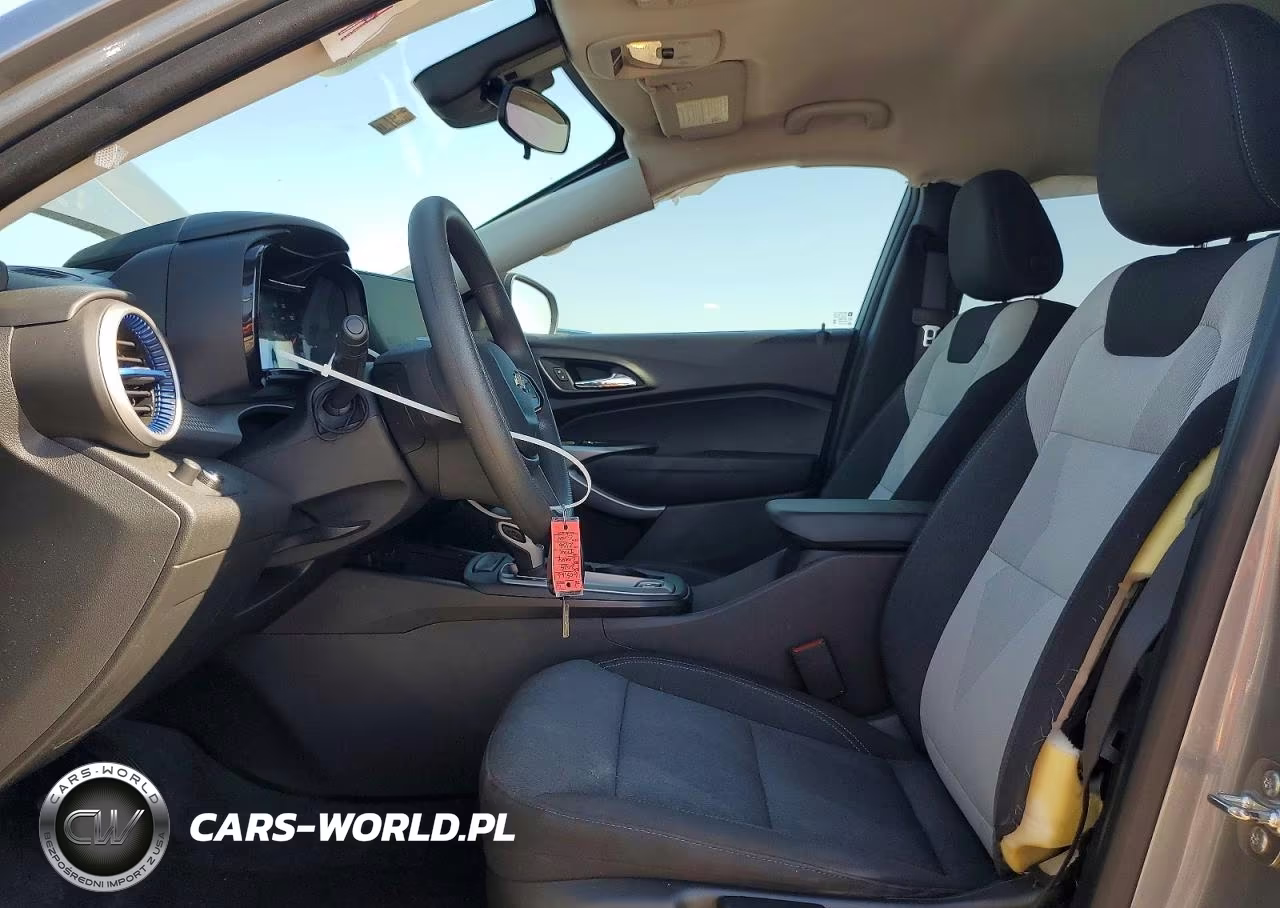 2025 Chevrolet Trax Ls VIN:KL77LFEPXSC002156 - 7