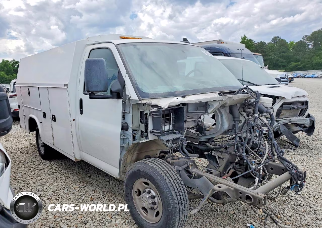 2018 Chevrolet Express Utility - Service Truck VIN:1GB0GRFG0J1242209 - 4