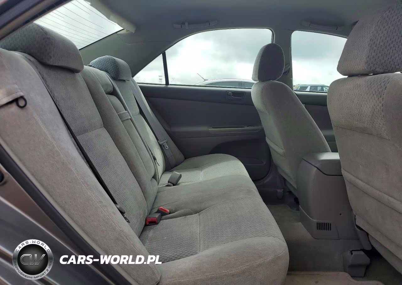 2003 Toyota Camry Le VIN:4T1BE32K53U684336 - 10