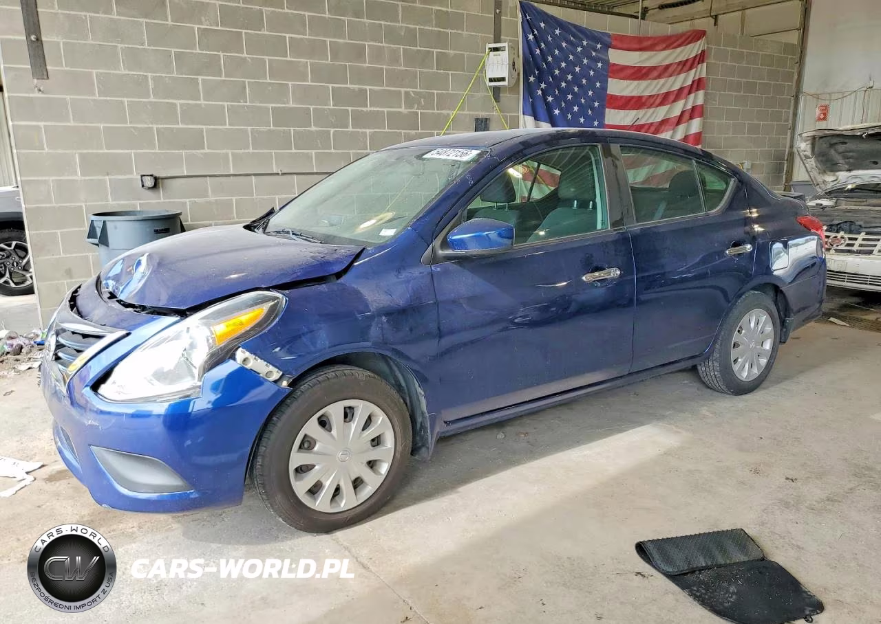 2018 Nissan Versa Sv