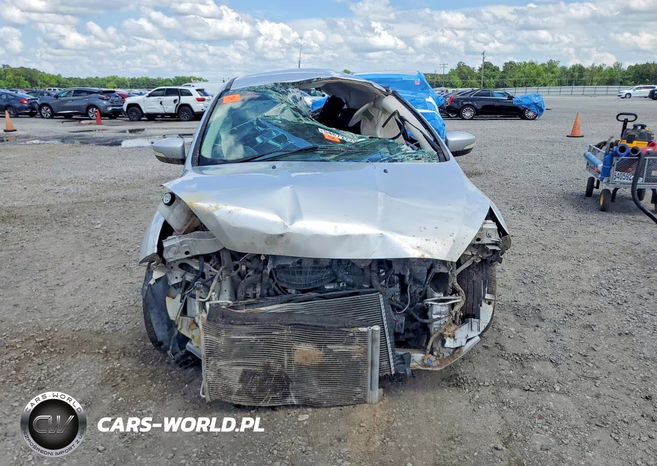 2017 Ford Focus Se VIN:1FADP3F20HL286794 - 5