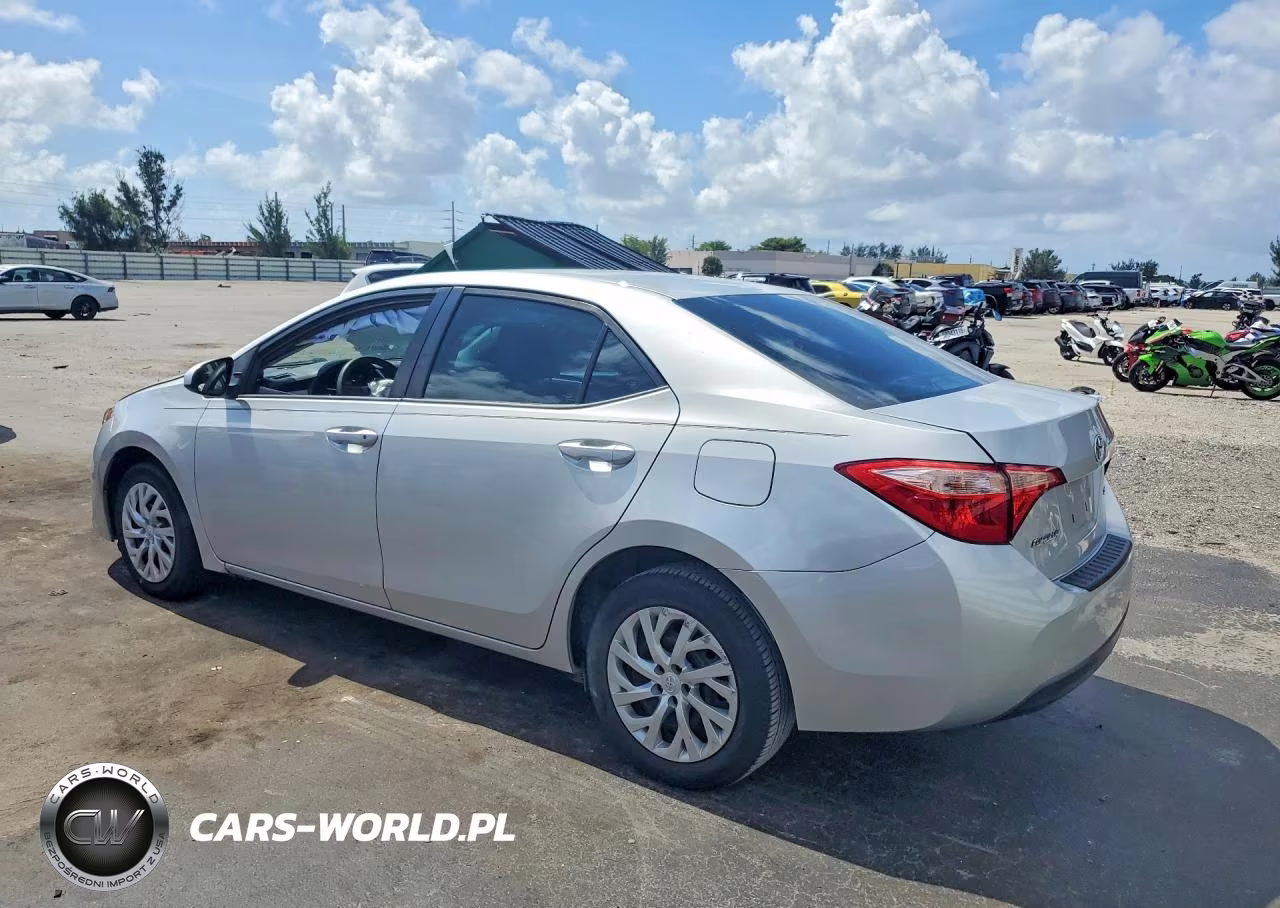2019 Toyota Corolla Le VIN:5YFBURHE5KP926761 - 2
