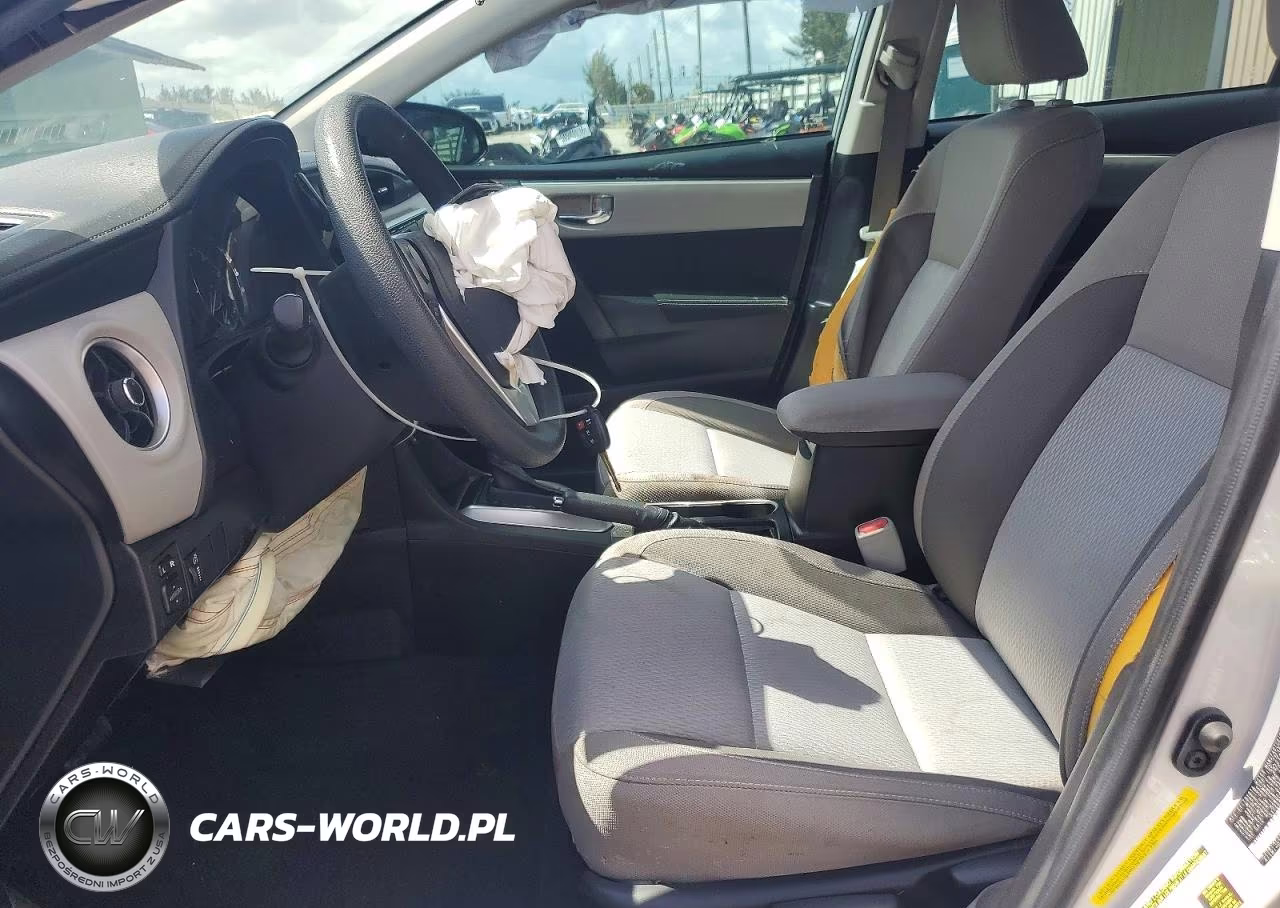 2019 Toyota Corolla Le VIN:5YFBURHE5KP926761 - 7