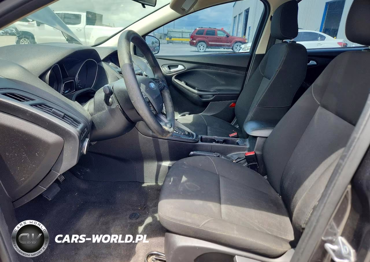 2018 Ford Focus Se VIN:1FADP3FE0JL321821 - 7