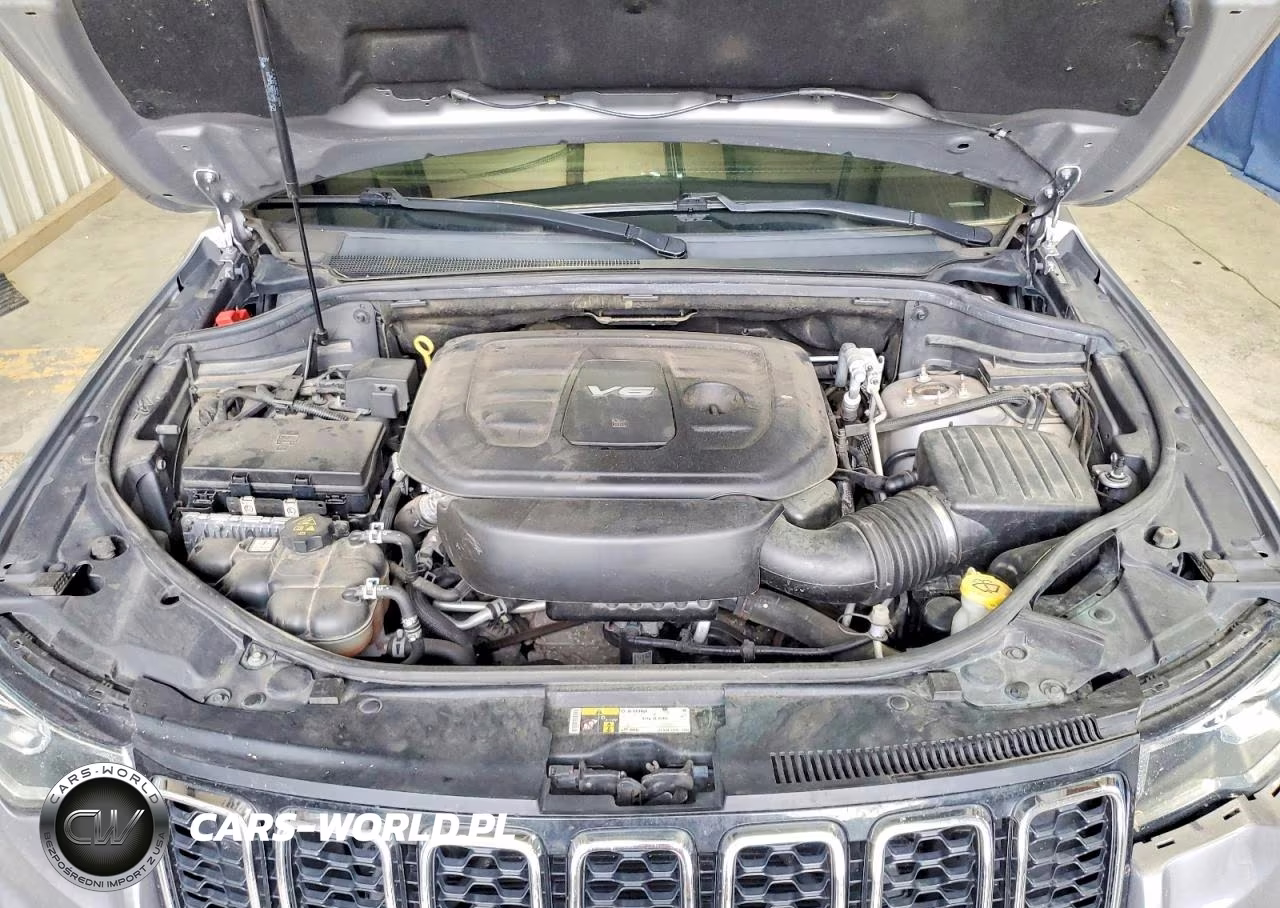 2018 Jeep Grand Cherokee Laredo VIN:1C4RJFAG2JC312761 - 12