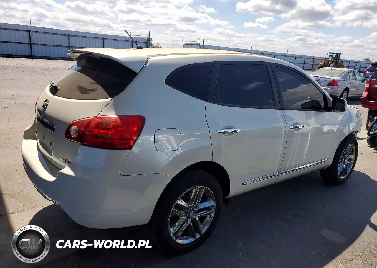 2011 Nissan Rogue S VIN:JN8AS5MT4BW152643 - 3
