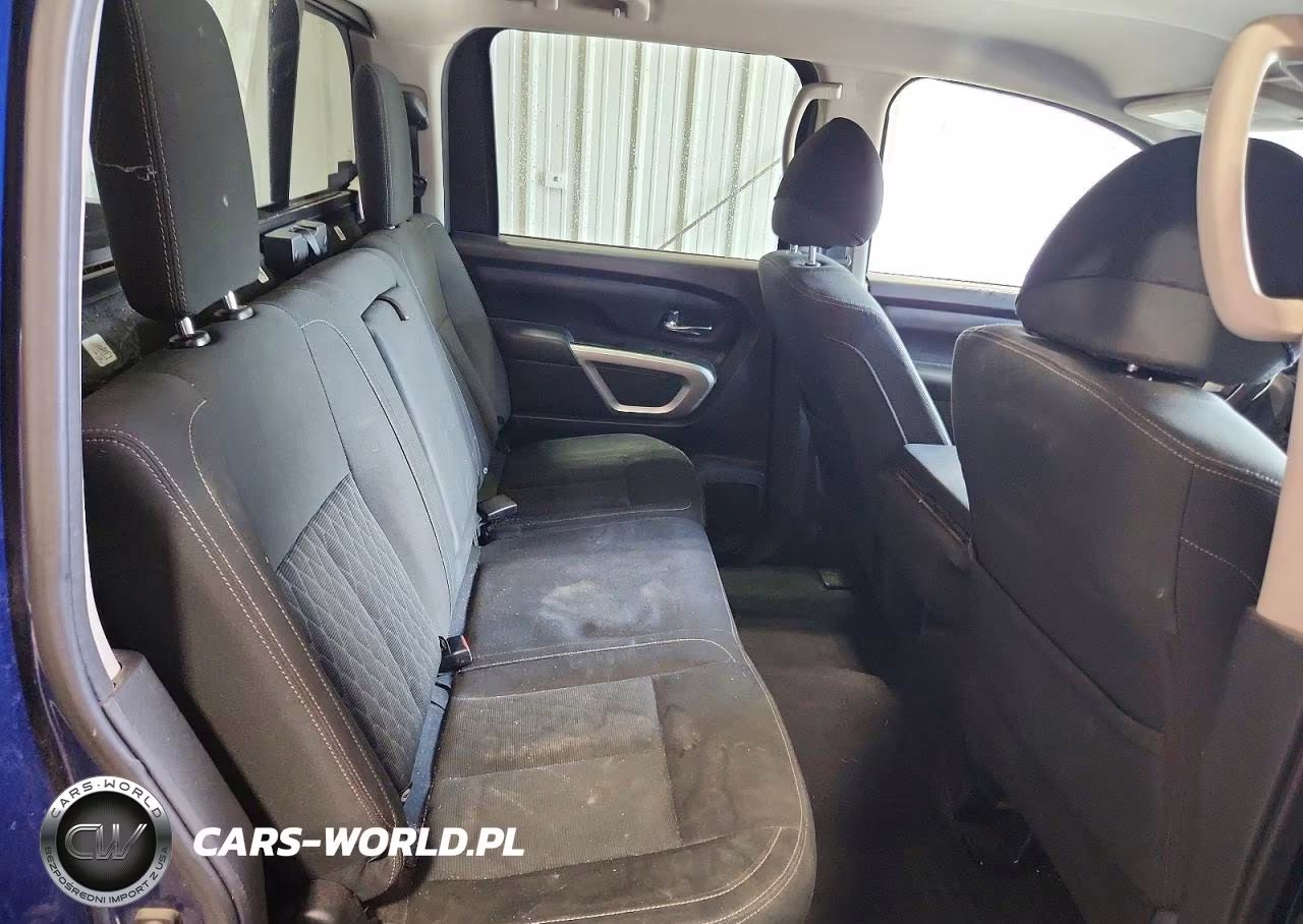 2017 Nissan Titan S VIN:1N6AA1EJ5HN537256 - 10