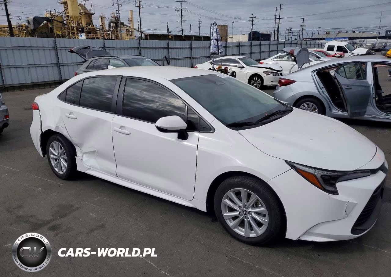 2023 Toyota Corolla Hybrid Le VIN:JTDBCMFE9P3006186 - 4