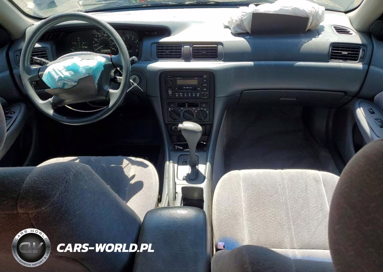 1999 Toyota Camry Le VIN:4T1BG22K4XU869116 - 8