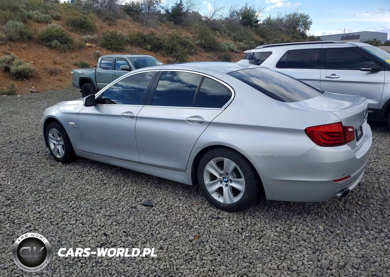 2012 BMW 528 Xi VIN:WBAXH5C53CDW02039 - 2
