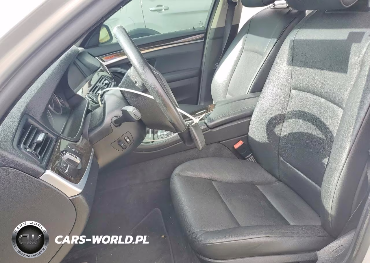 2012 BMW 528 Xi VIN:WBAXH5C53CDW02039 - 7