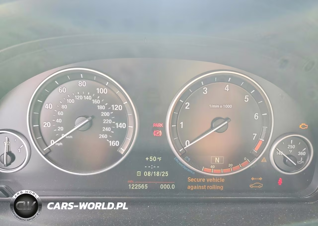 2012 BMW 528 Xi VIN:WBAXH5C53CDW02039 - 9