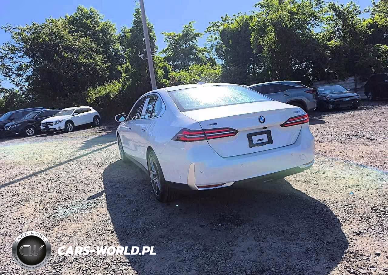 2026 BMW 530 Xi VIN:WBA53FJ01TCW71868 - 2
