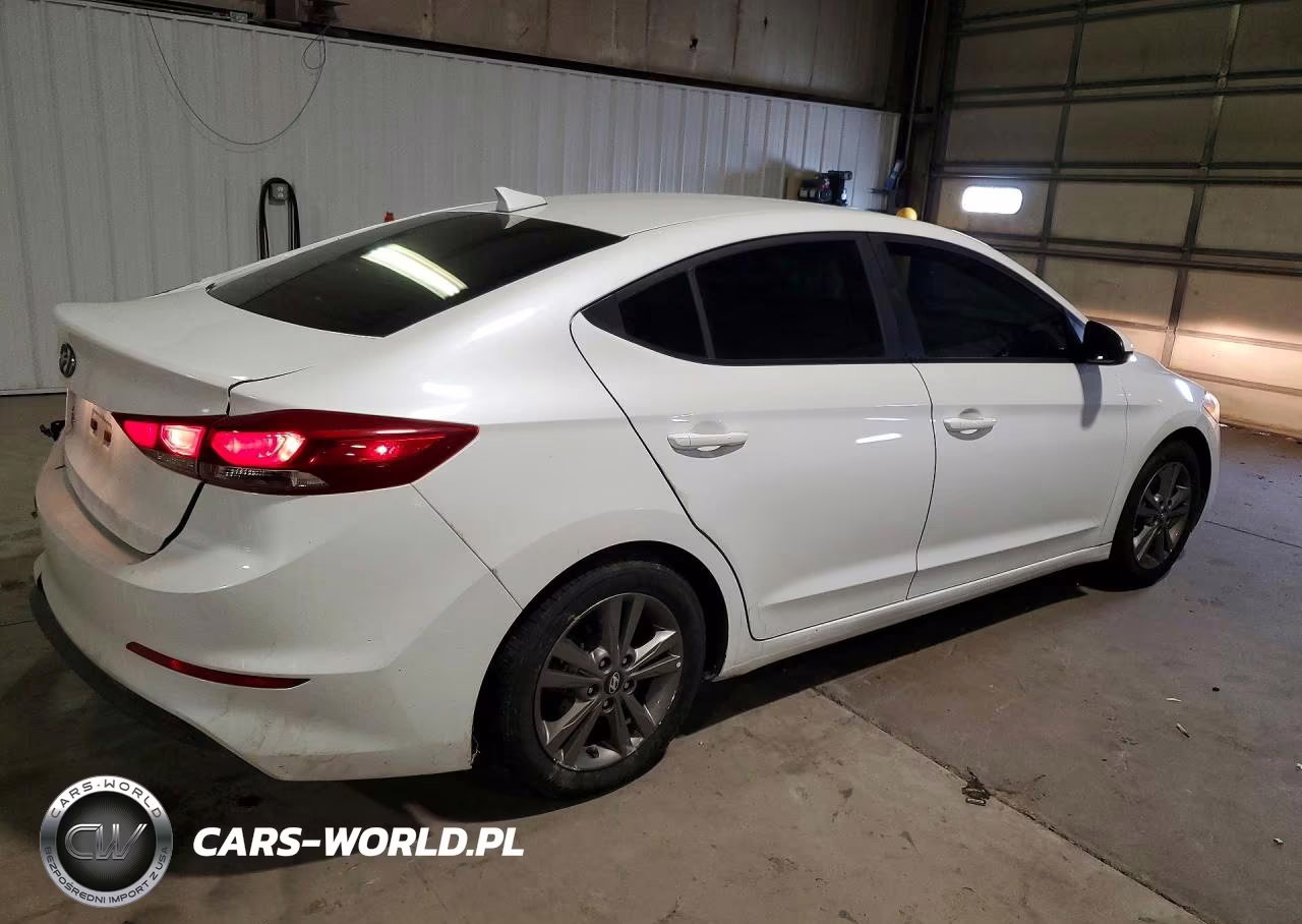 2018 Hyundai Elantra Sel VIN:5NPD84LF6JH235198 - 3