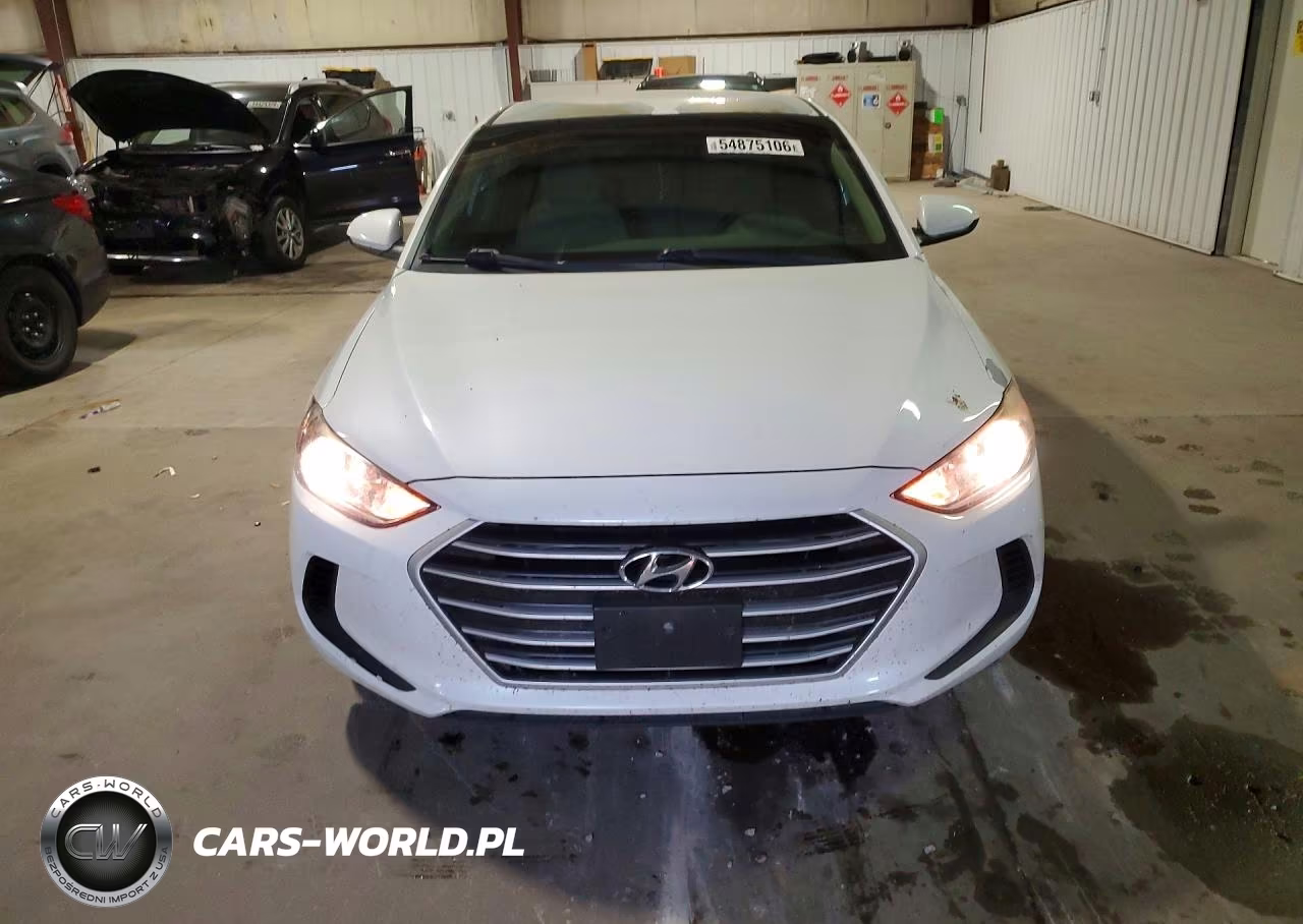 2018 Hyundai Elantra Sel VIN:5NPD84LF6JH235198 - 5