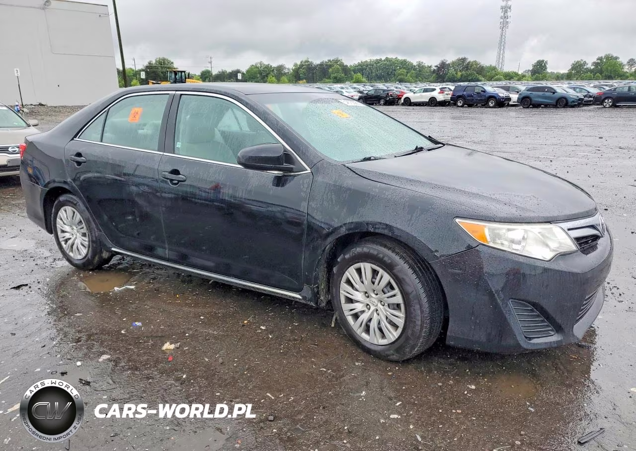 2014 Toyota Camry Le VIN:4T1BF1FK3EU844647 - 4
