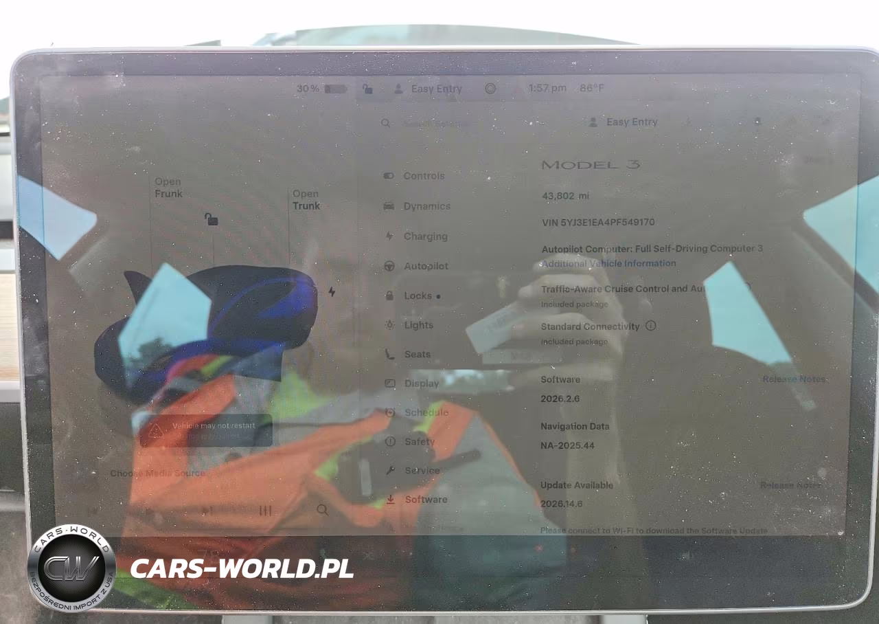 2023 Tesla Model 3 VIN:5YJ3E1EA4PF549170 - 9