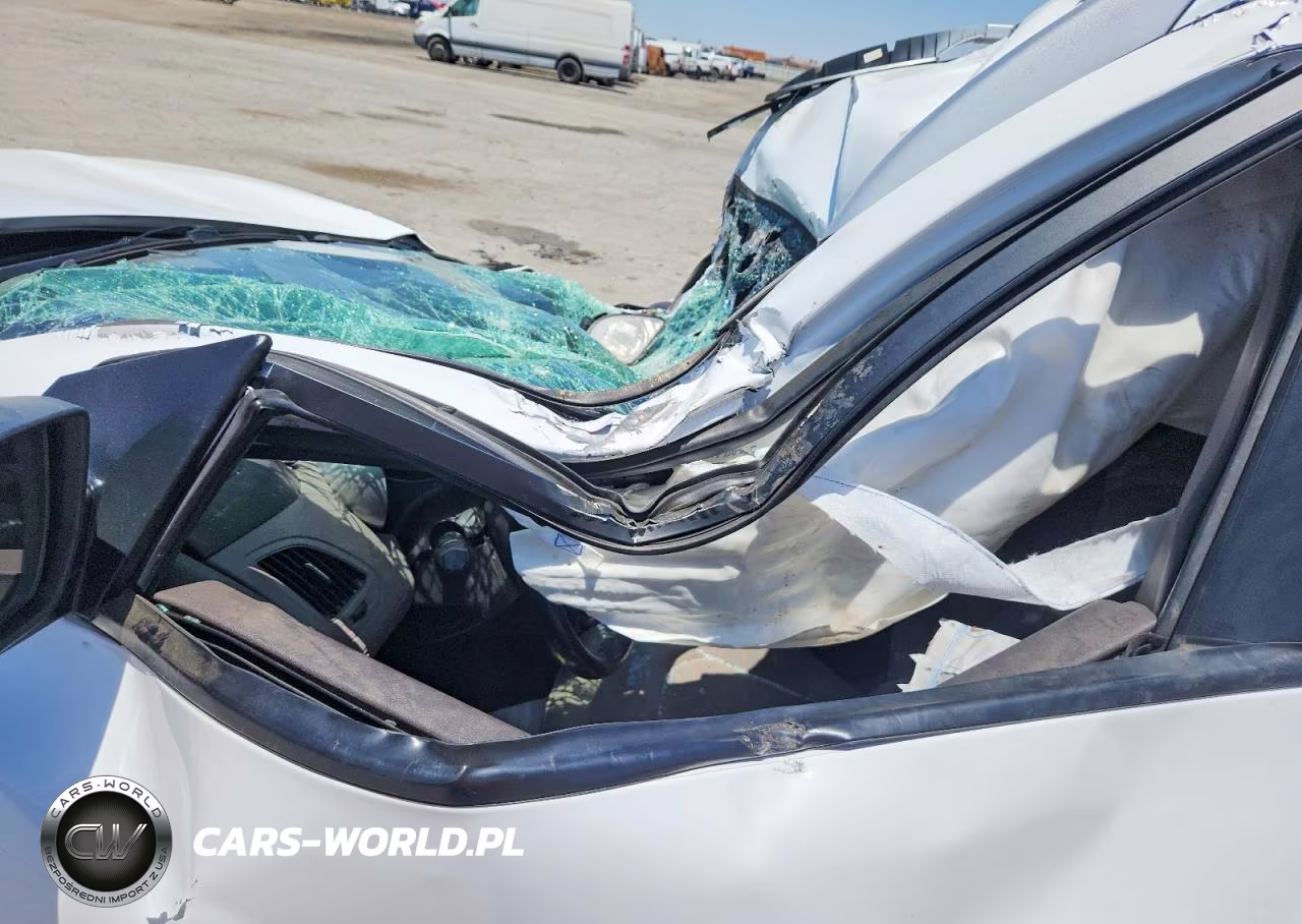 2015 Hyundai Tucson Se VIN:KM8JU3AGXFU100478 - 7