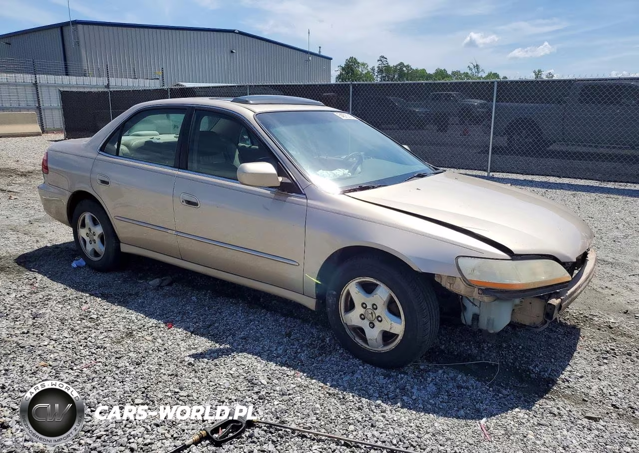 2000 Honda Accord Ex VIN:1HGCG1654YA082842 - 4