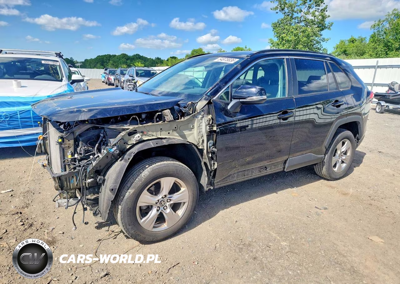2022 Toyota Rav4 Xle – zdjęcie 1 z 13
