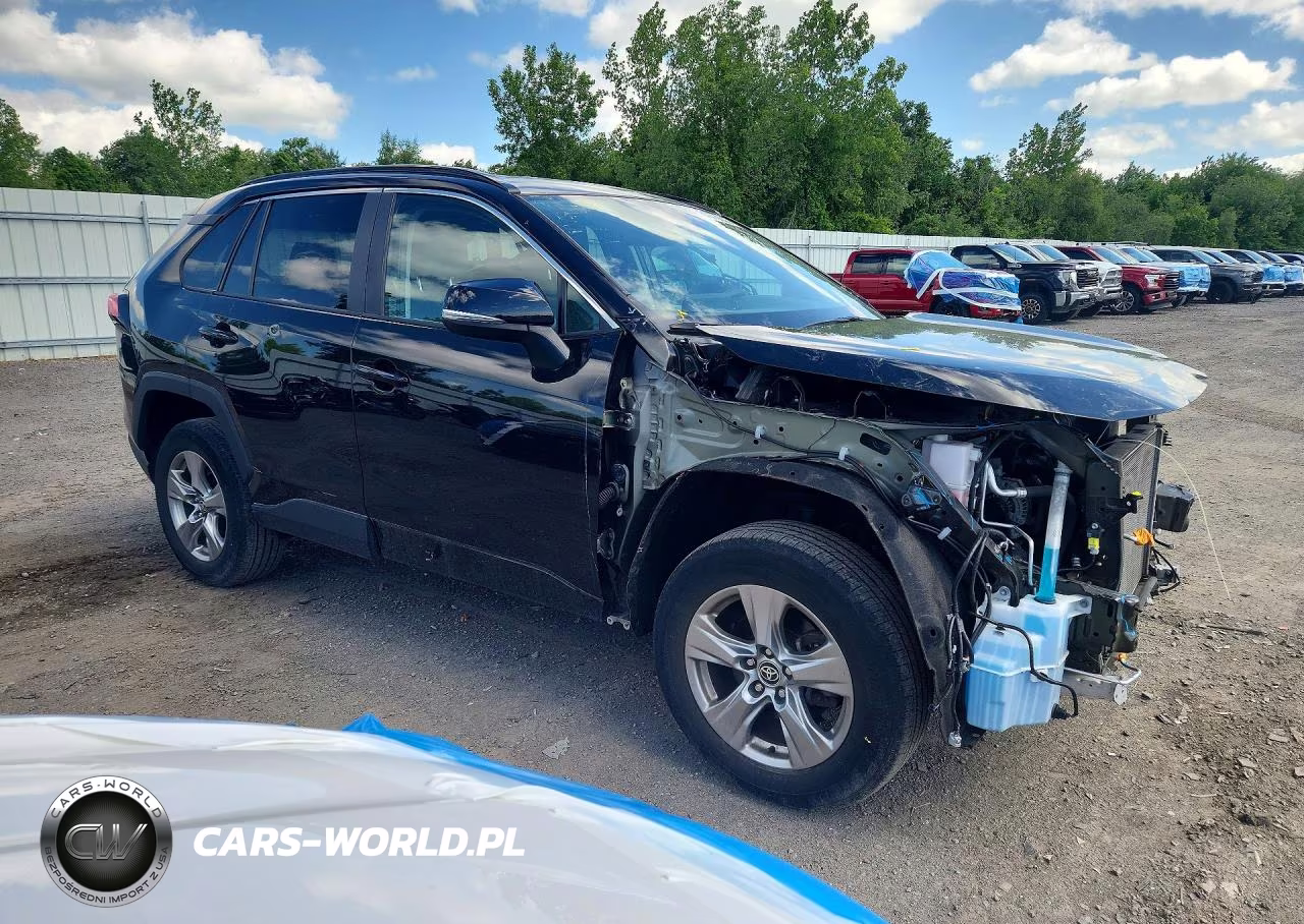 2022 Toyota Rav4 Xle VIN:2T3P1RFV0NW302765 - 4