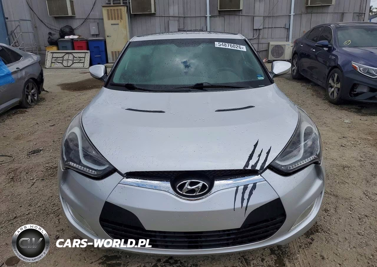 2013 Hyundai Veloster Base VIN:KMHTC6AD4DU101111 - 5