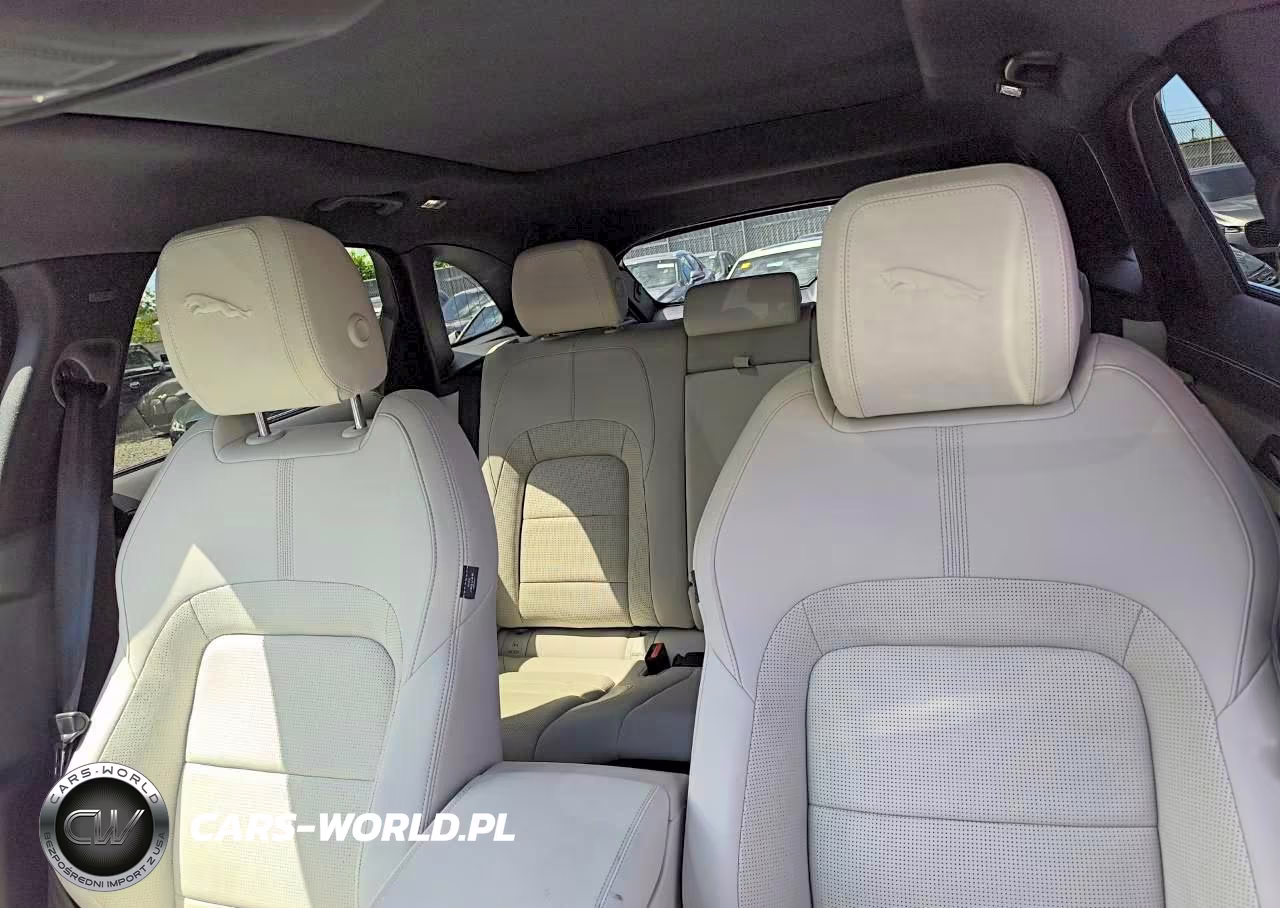 2025 Jaguar F-Pace R-Dynamic S VIN:SADCT2EX6SA753717 - 10