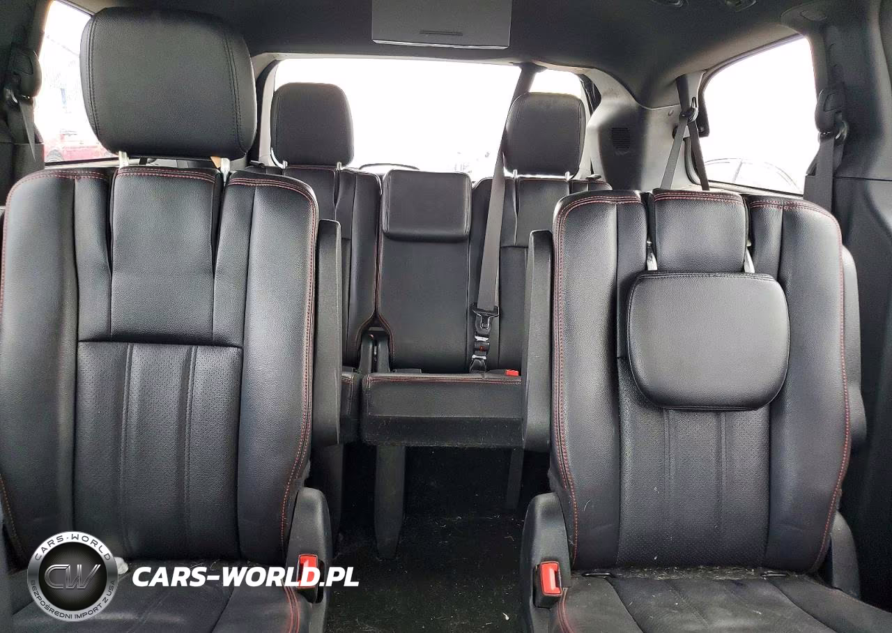 2018 Dodge Grand Caravan Gt VIN:2C4RDGEG1JR359942 - 10