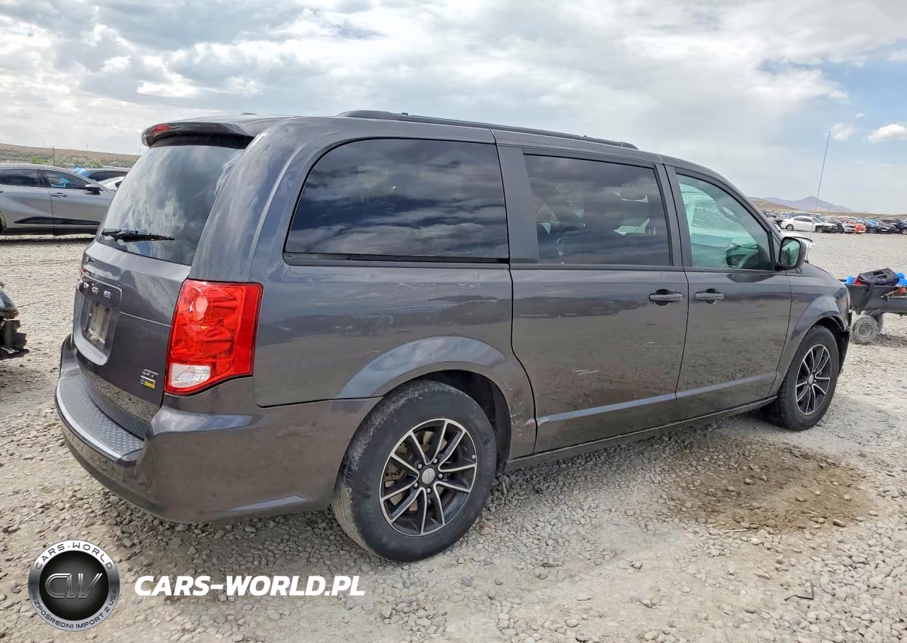 2018 Dodge Grand Caravan Gt VIN:2C4RDGEG1JR359942 - 3