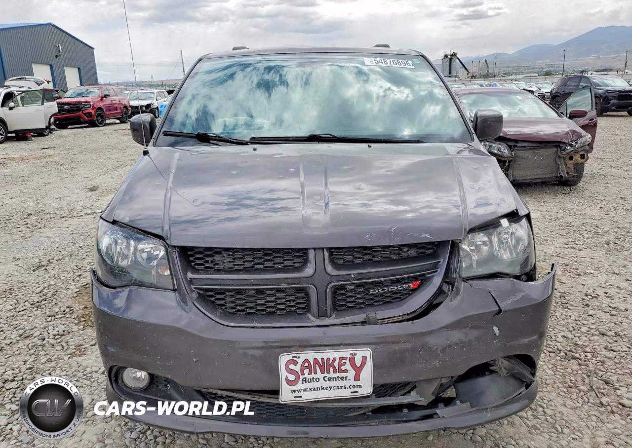2018 Dodge Grand Caravan Gt VIN:2C4RDGEG1JR359942 - 5